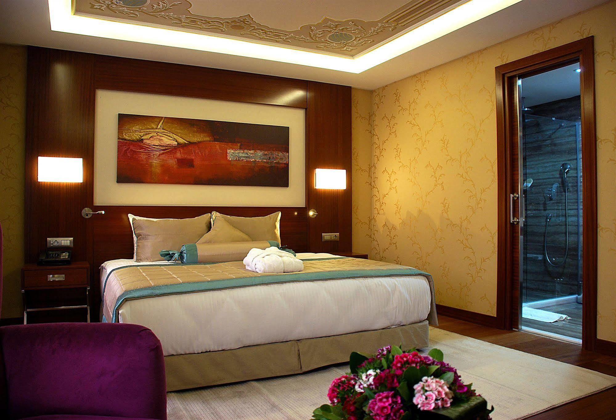 Hurry Inn Merter Истанбул Екстериор снимка